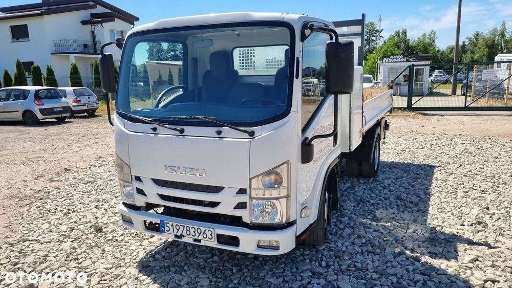 Isuzu M21 - 3