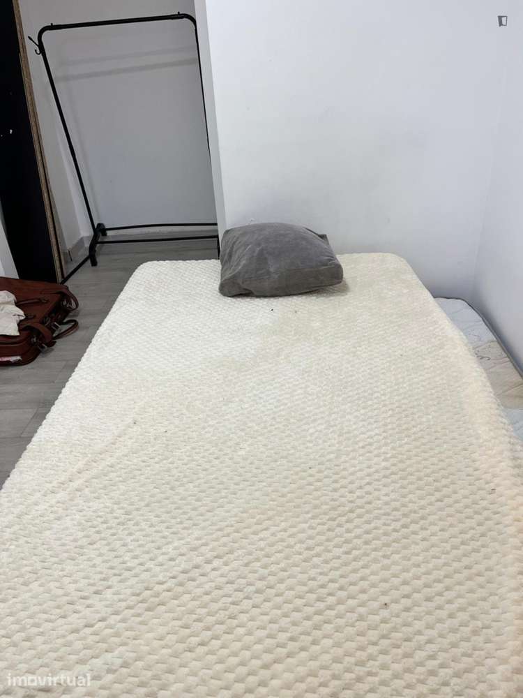 Casa com 2 quartos - localizado em Setubal - Grande imagem: 2/25
