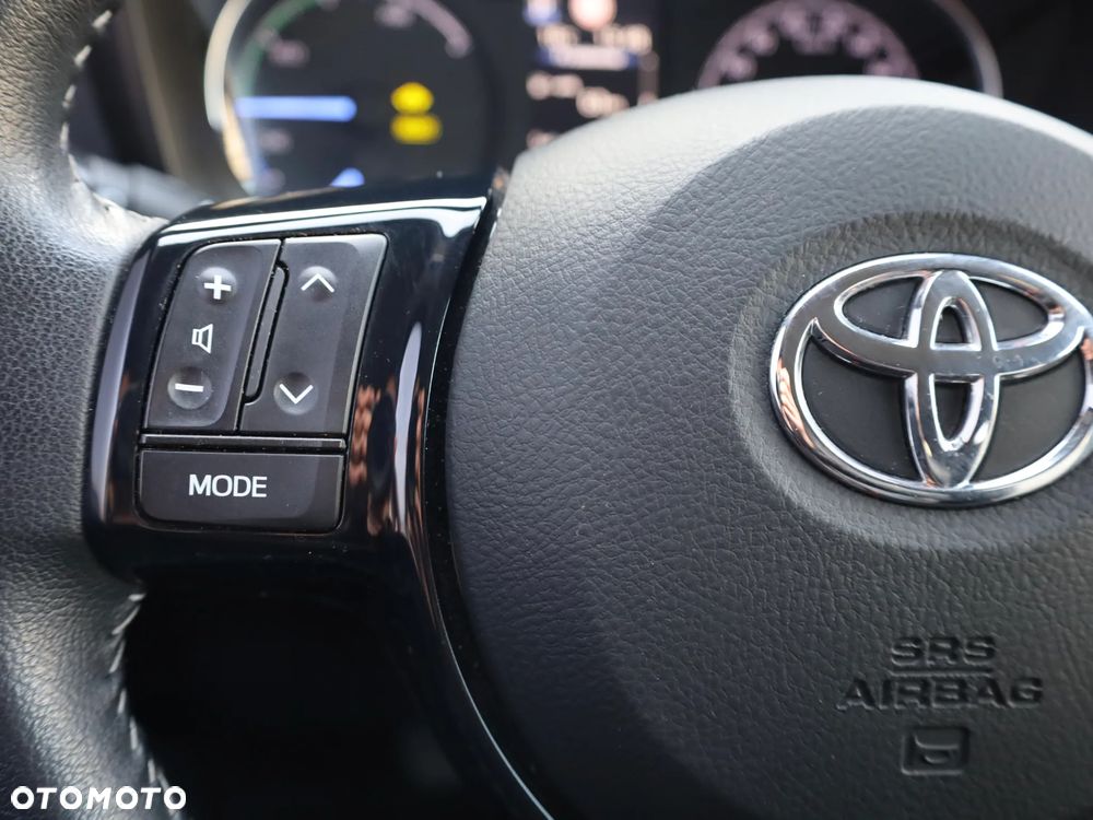 Toyota Yaris Hybrid 100 Premium EU6 - 29
