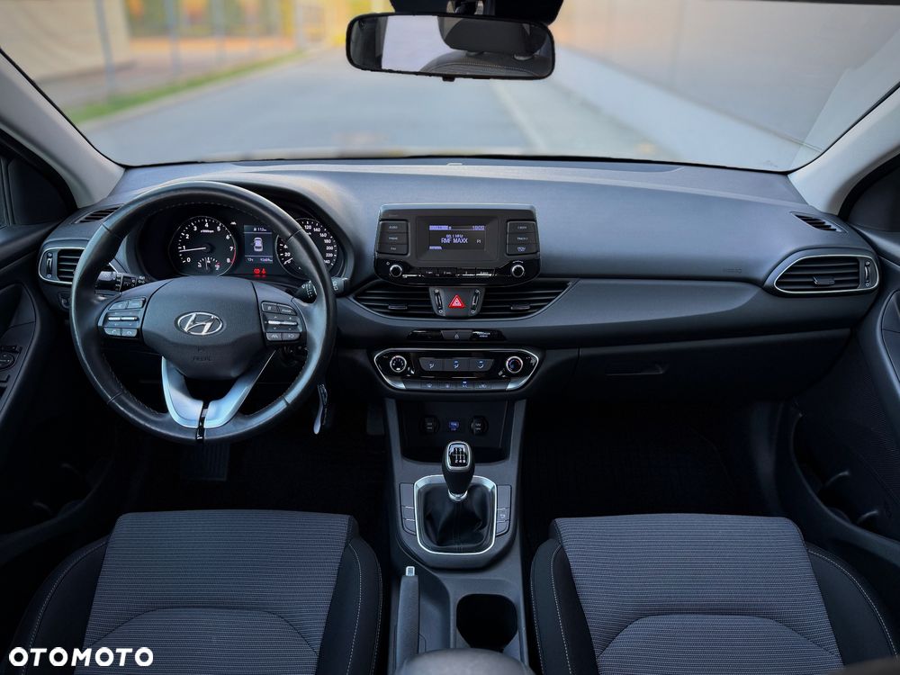 Hyundai i30 1.5 DPI Modern - 19