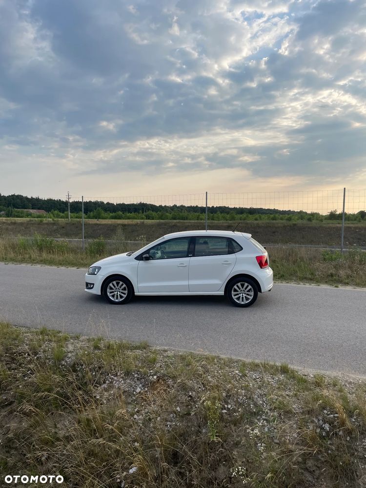 Volkswagen Polo 1.6 TDI DPF Highline DSG - 14