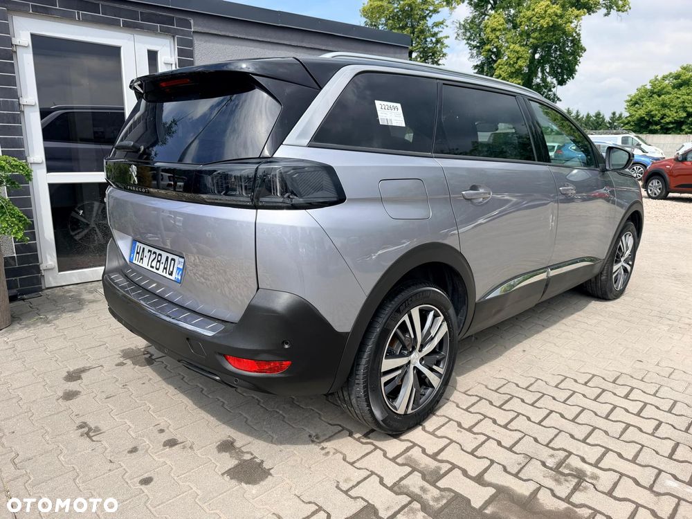 Peugeot 5008 - 19