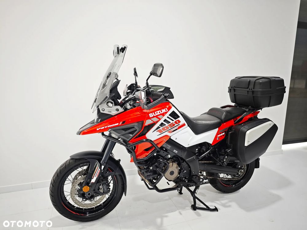 Suzuki V-STROM - 15