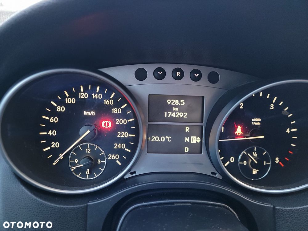 Mercedes-Benz ML 320 CDI 4Matic 7G-TRONIC - 11
