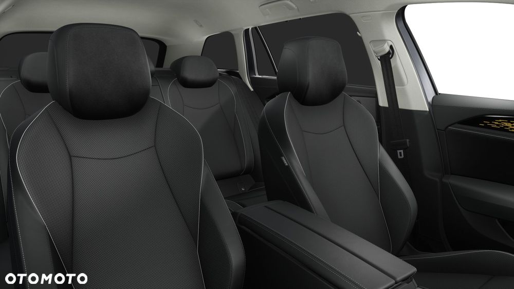 Volkswagen Passat Variant 1.5 TSI ACT mHEV Business Plus DSG - 9