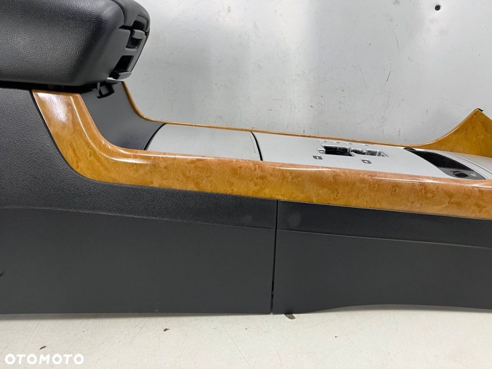 Tunel środkowy Hyundai Grandeur IV 05-11r. podłokietnik uchwyt na kubki - 6