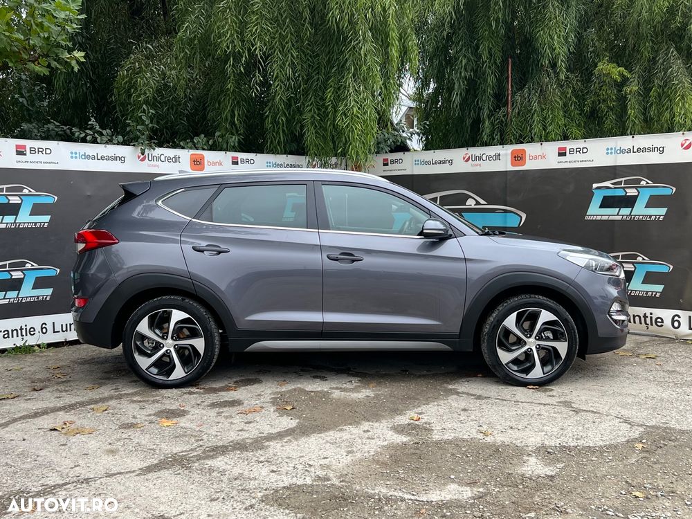 Hyundai Tucson 2.0 CRDI 2WD Style - 31