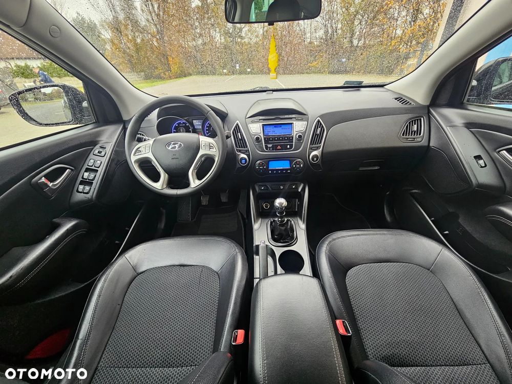 Hyundai ix35 1.7 CRDi 2WD blue Finale Gold - 5