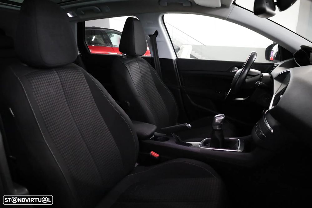Peugeot 308 SW BlueHDi 100 Stop & Start Nível 1 Business-Line - 7