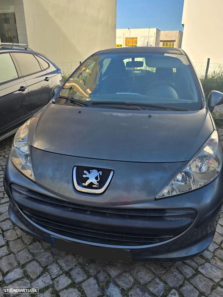 Peugeot 207 1.4 16V Trendy - 2