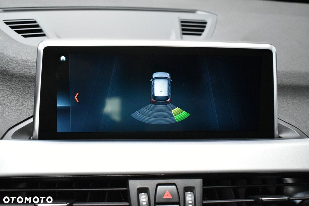 BMW X1 sDrive18i Business Edition - 15