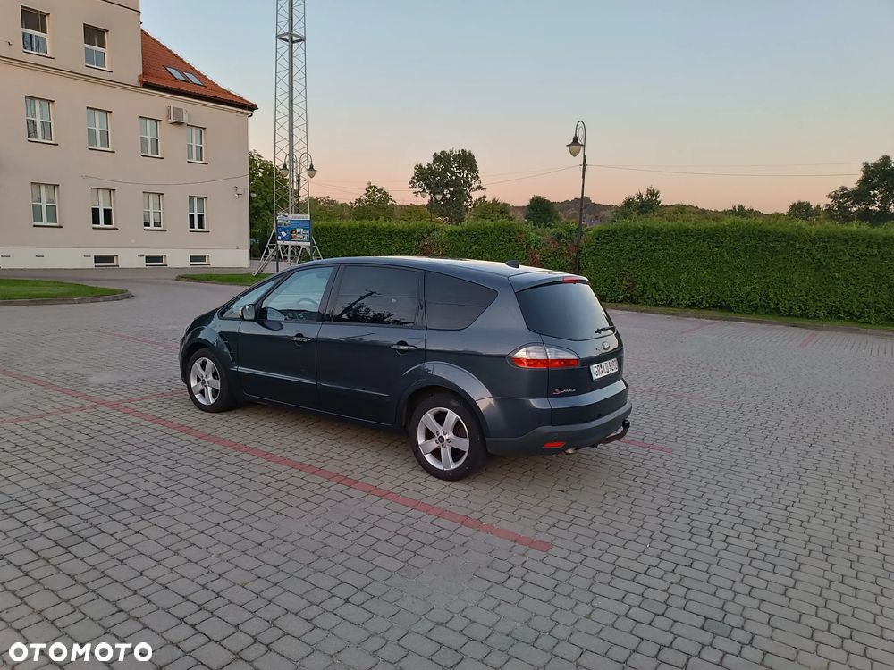 Ford S-Max 2.0 TDCi DPF Titanium - 4