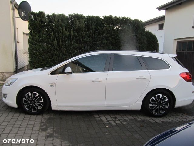 Opel Astra 1.4 T Cosmo - 2