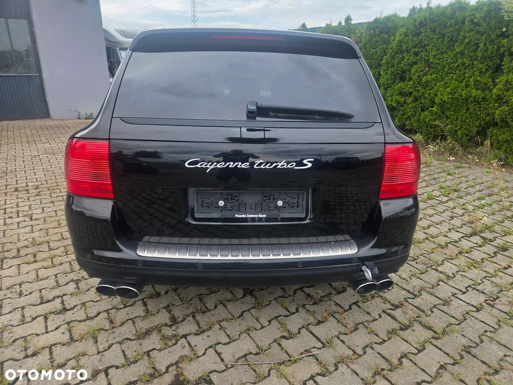 Porsche Cayenne - 3