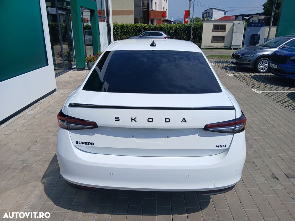 Skoda Superb 2.0 TSI 265 CP 4x4 DSG Sportline - 9