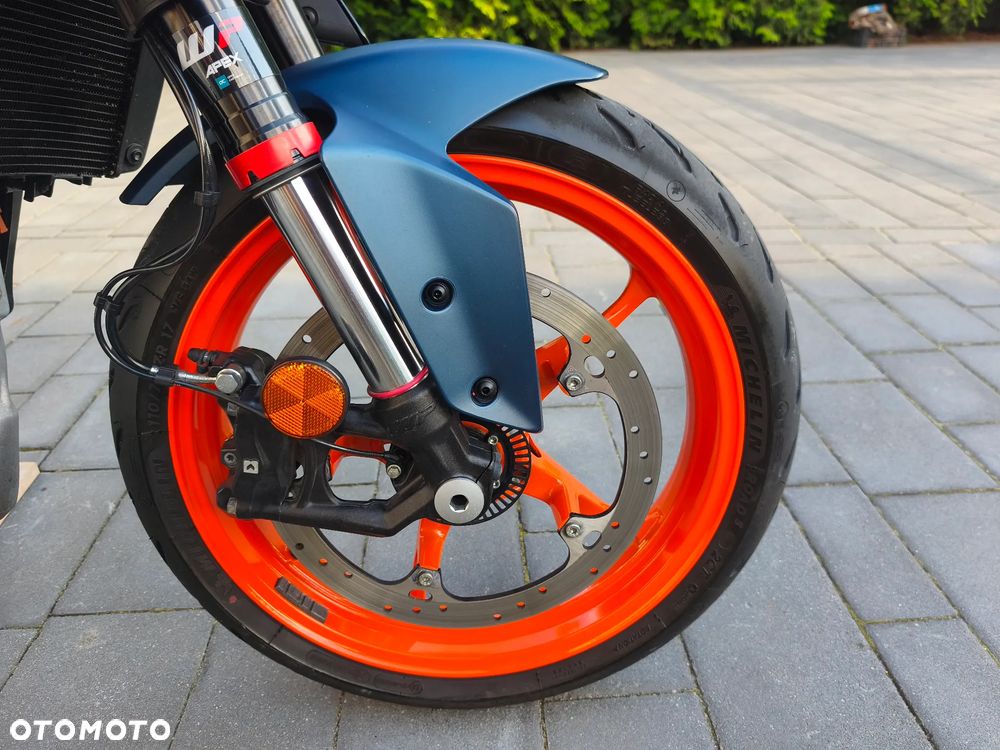 KTM Duke - 11