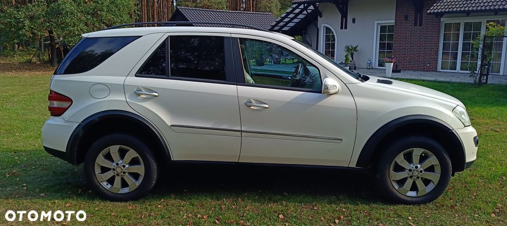 Mercedes-Benz ML 500 4-Matic - 2