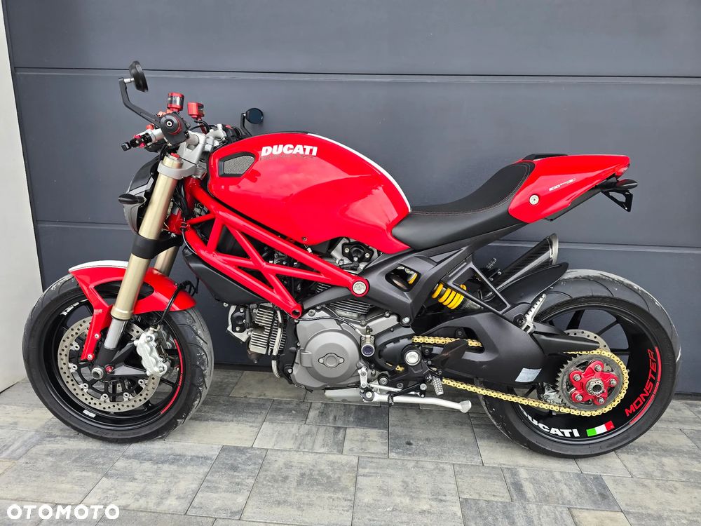 Ducati Monster - 5