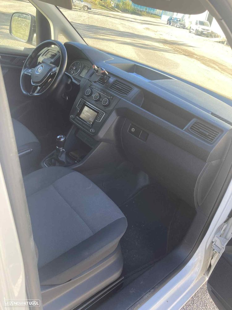 VW Caddy 2.0 TDi Extra AC BlueMotion - 19