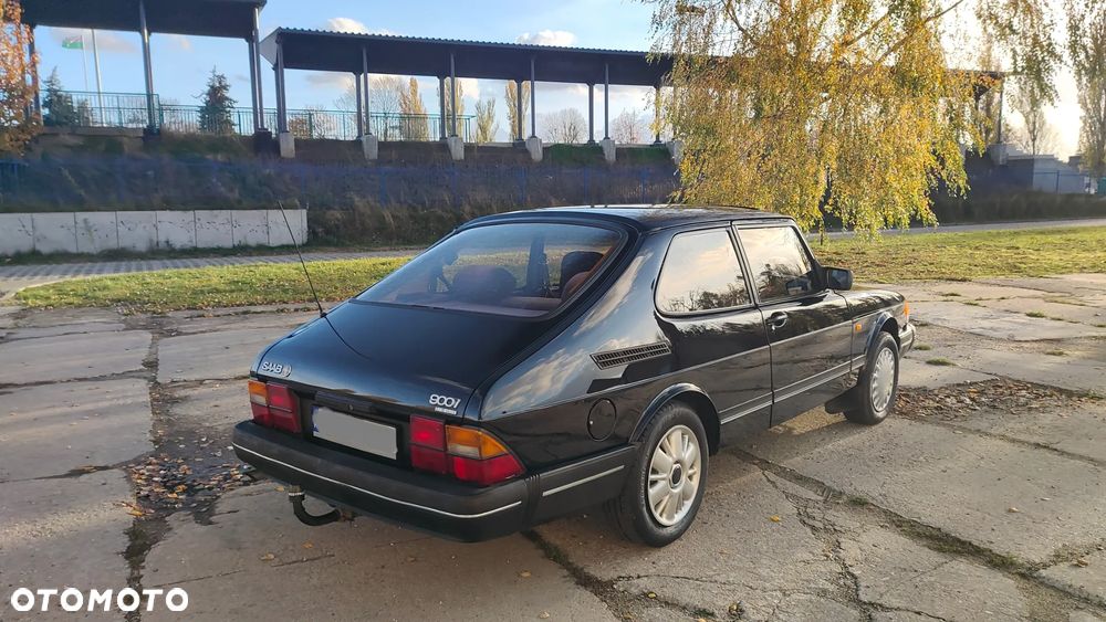 Saab 900 - 5