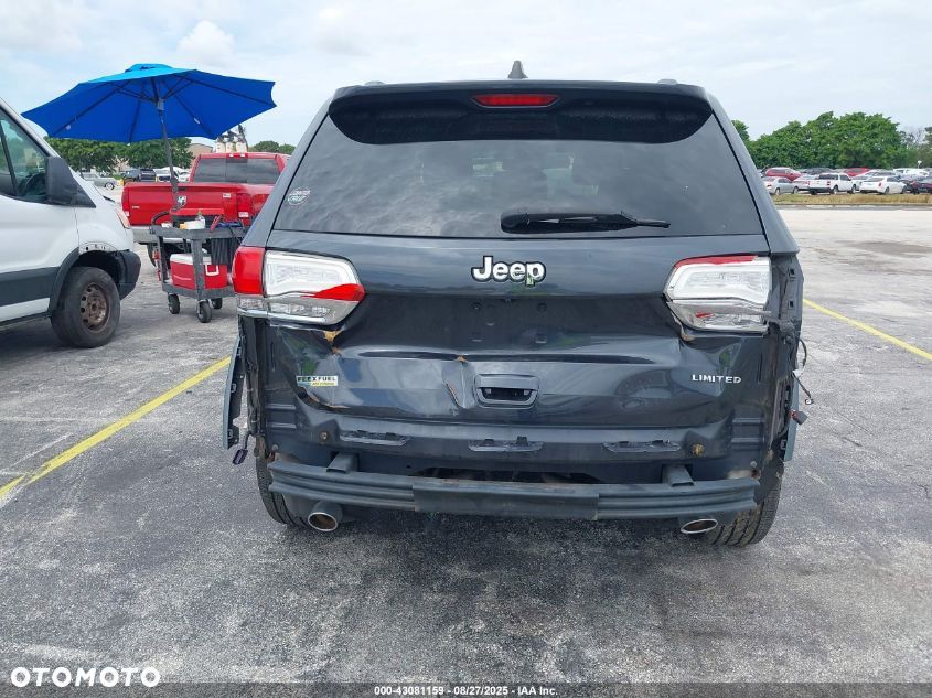 Jeep Grand Cherokee - 30