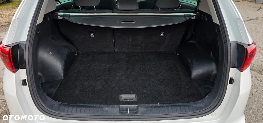 Kia Sportage 1.7 CRDI 2WD ISG Dream-Team Edition - 21