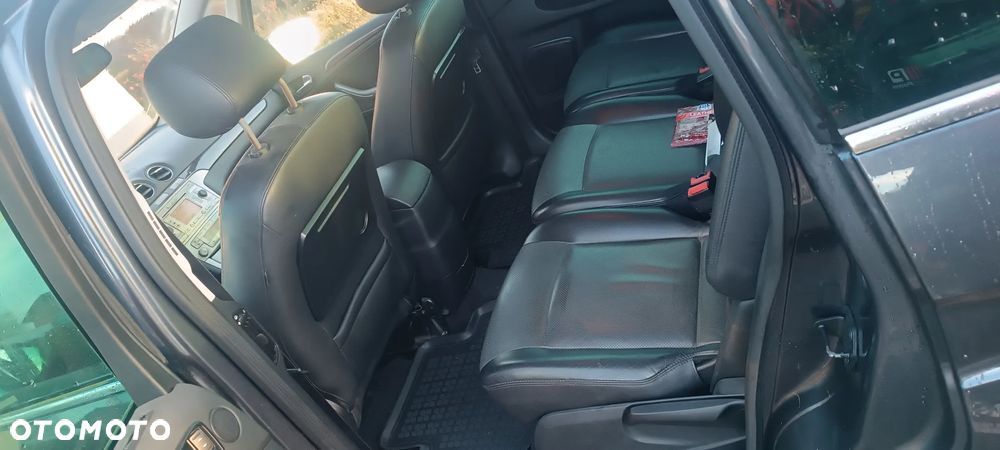 Ford Galaxy 2.0 TDCi DPF Ghia - 12