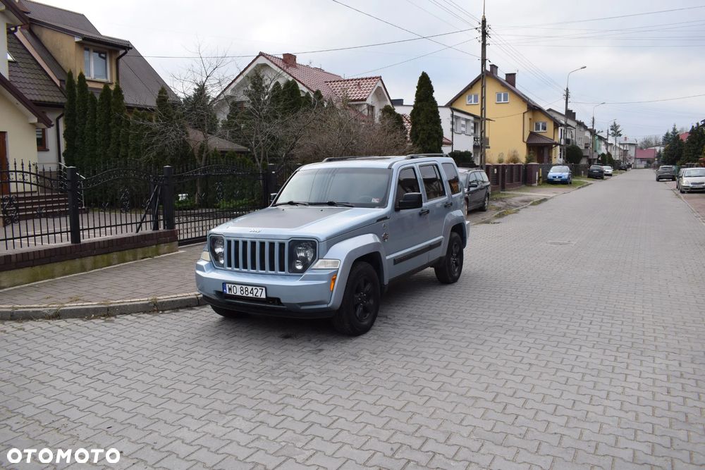 Jeep Liberty - 1
