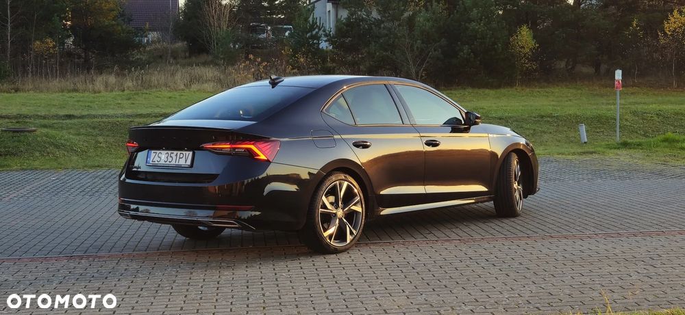 Skoda Octavia 2.0 TSI 4x4 Sportline DSG - 7