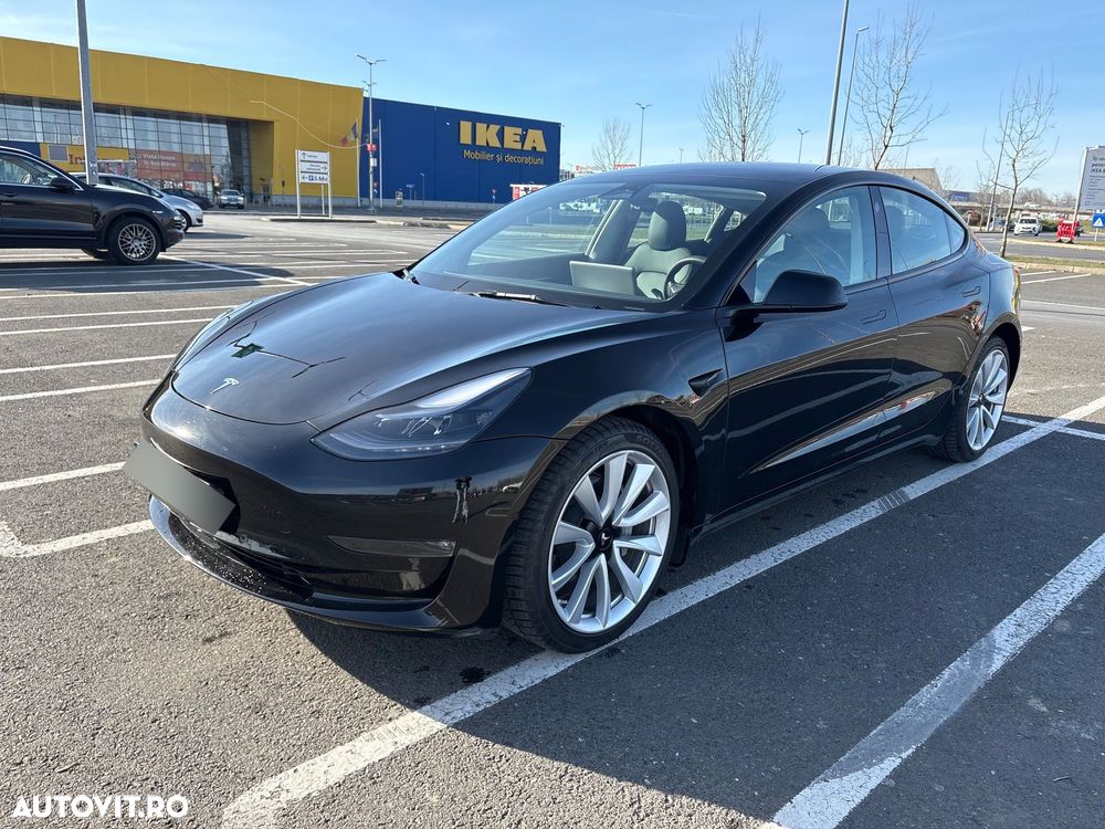 Tesla Model 3 Langstreckenbatterie Allradantrieb Dual Motor - 1