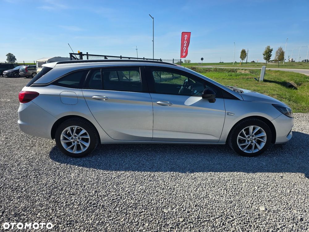 Opel Astra 1.2 T S&S - 10