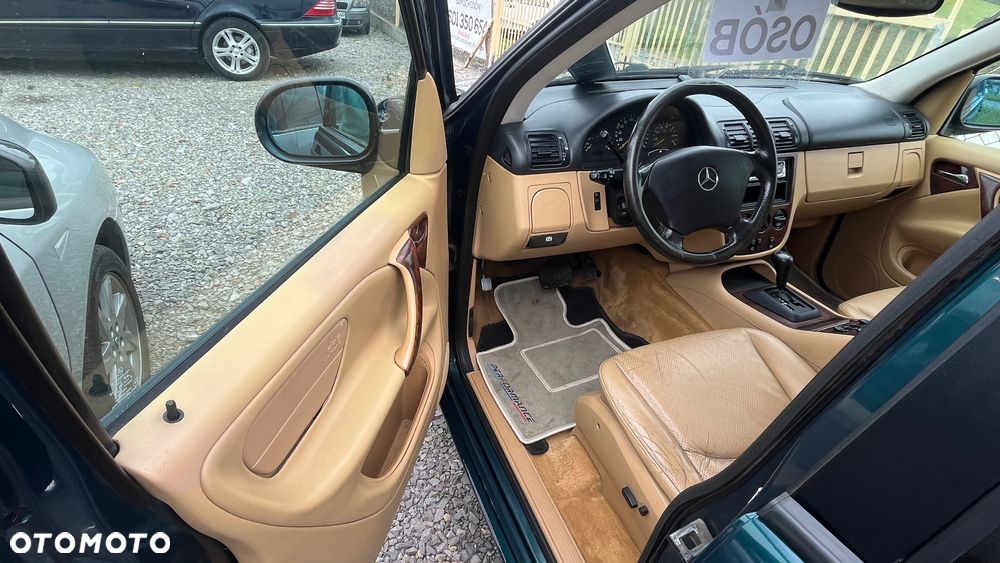 Mercedes-Benz ML 320 - 35