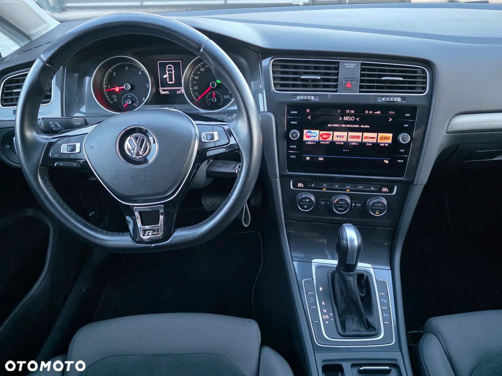 Volkswagen Golf 2.0 TDI SCR DSG R-Line - 13