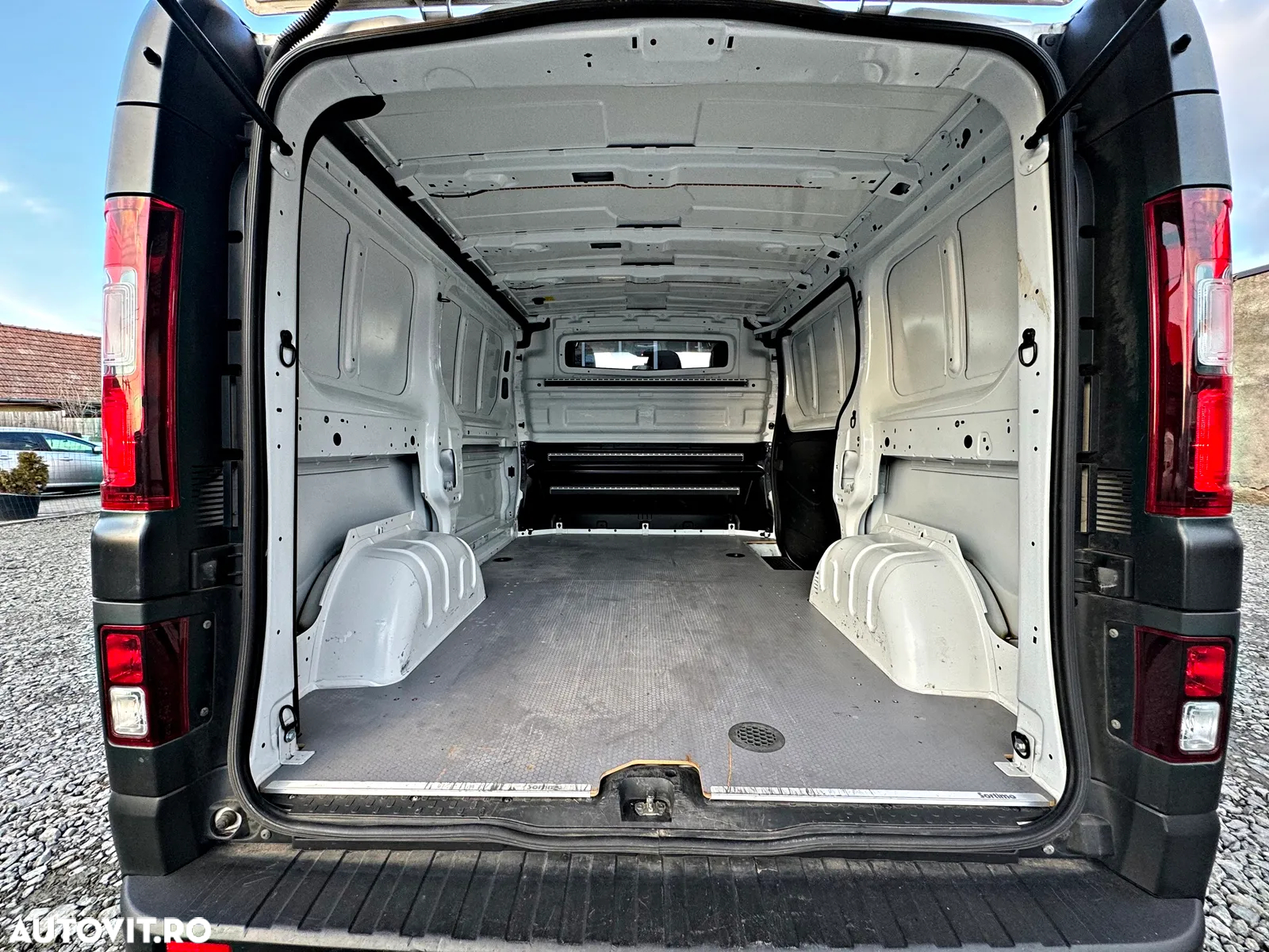 Renault Trafic dCi 120 L1H1 Komfort - 18