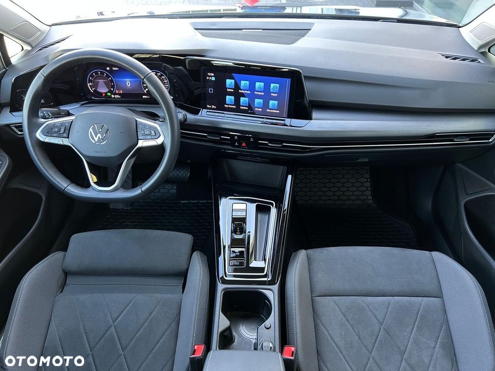 Volkswagen Golf Variant - 4