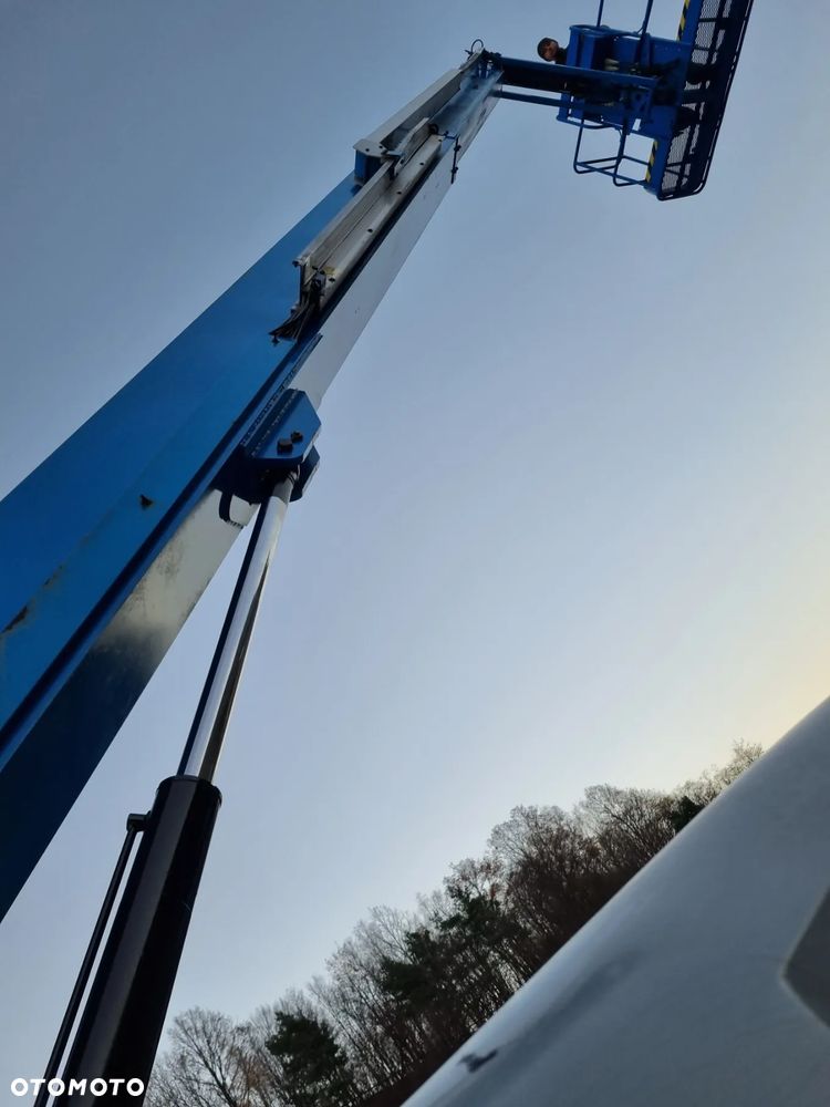 Genie S-45 Zwyżka Podnośnik Teleskopowy terenowy 4x4 wysokość 16 m Silnik DEUTZ jak Nowa IMPORT NORWEGIA 2009r Spalinowo- elektryczna Zadbana. Zero luzów wycieków! Okazja! 2 x Sterowanie maszyną góra i dół - 19
