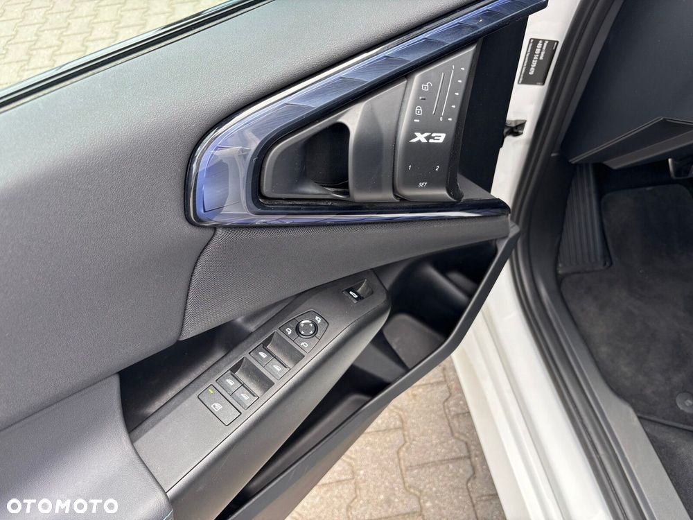BMW X3 xDrive20d mHEV - 13