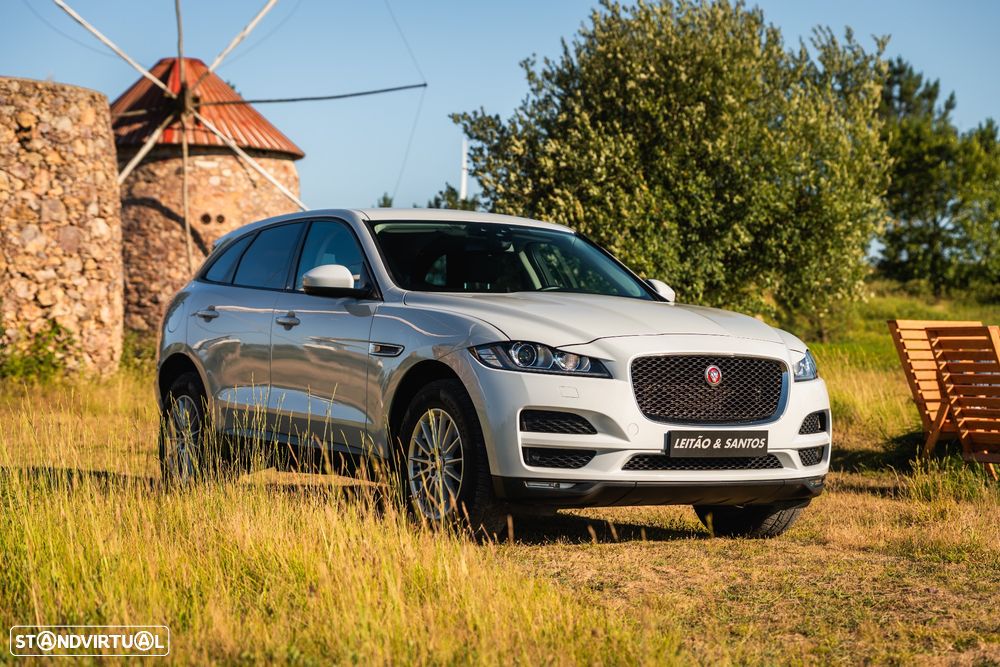 Jaguar F-Pace 2.0 i4D Pure - 44