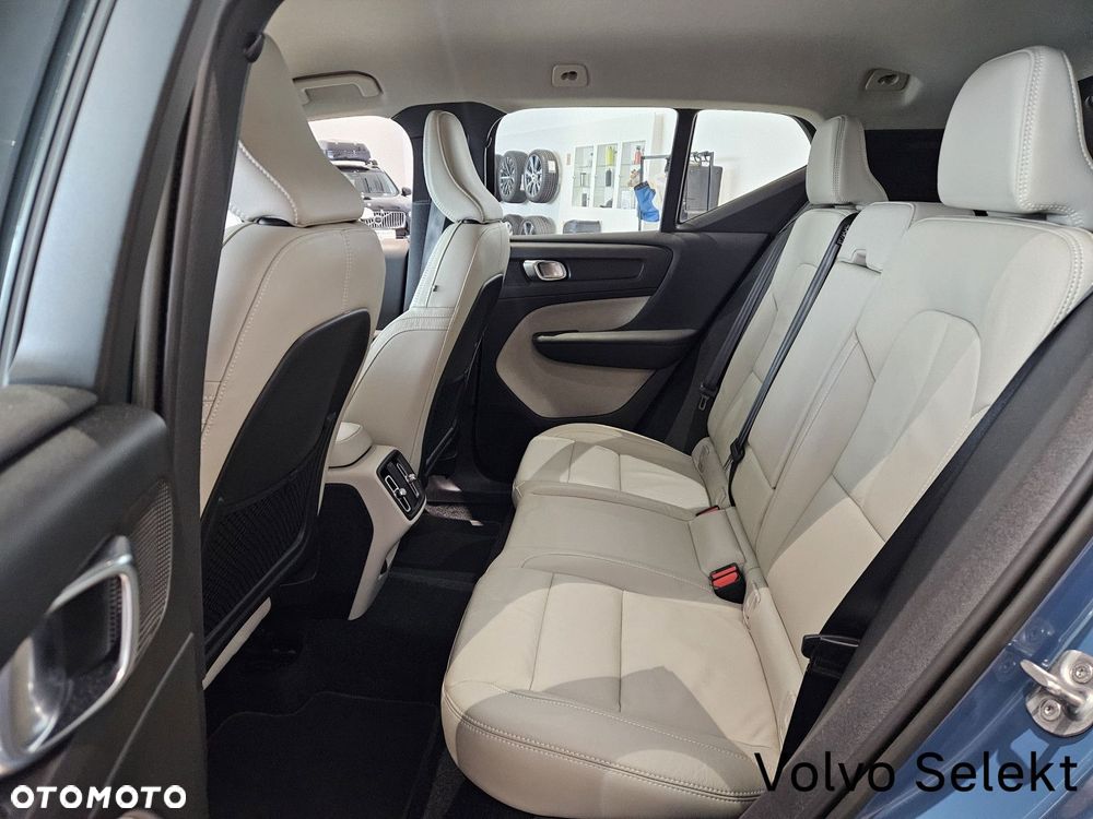 Volvo XC 40 - 22