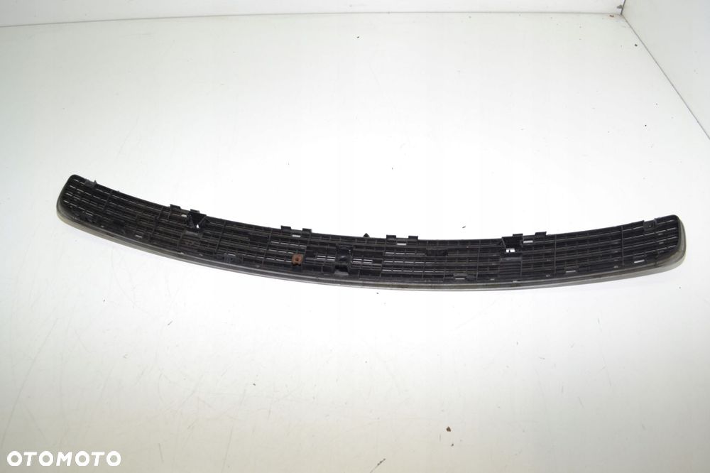 KRATKA MASKA PRZÓD MERCEDES W203 2038801905 - 3
