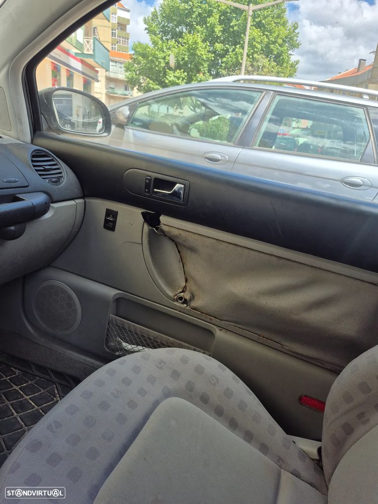 VW New Beetle 1.4 - 4