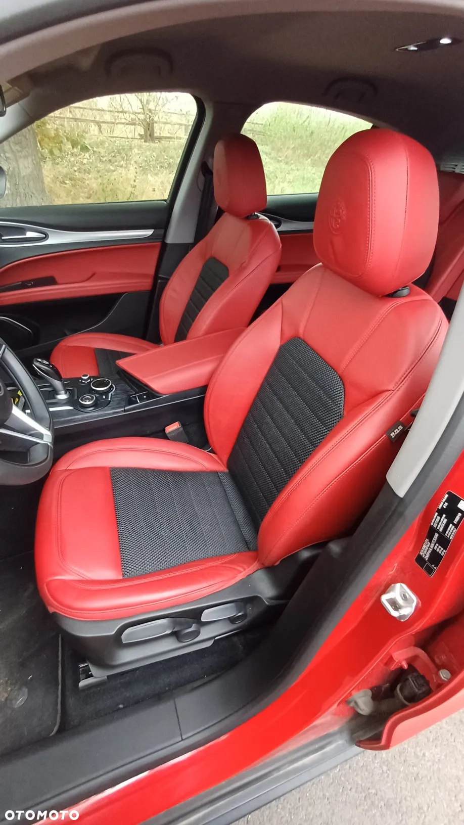Alfa Romeo Stelvio - 10
