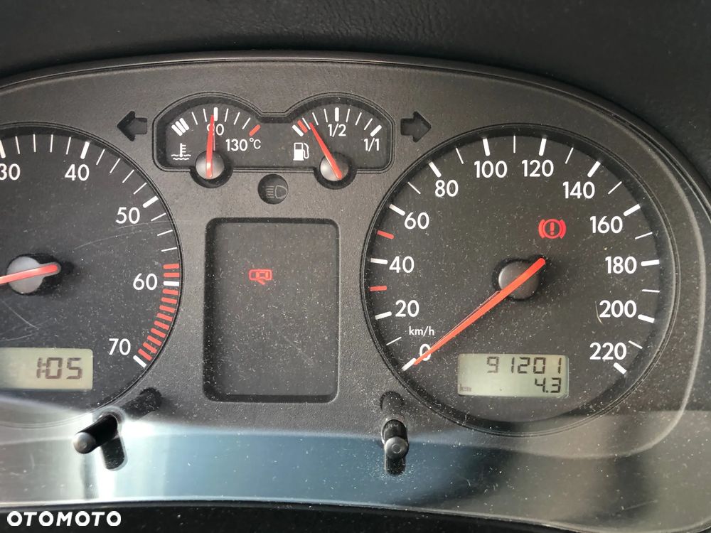 Volkswagen Golf - 18