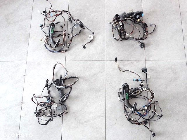 X3 F25 Euro Skóra Nevada Ambiente Grzane Pompowane Fotele Rolety Pamięć Przeszycia Podłokietnik Boczki Podświetlane Wiązki - 37