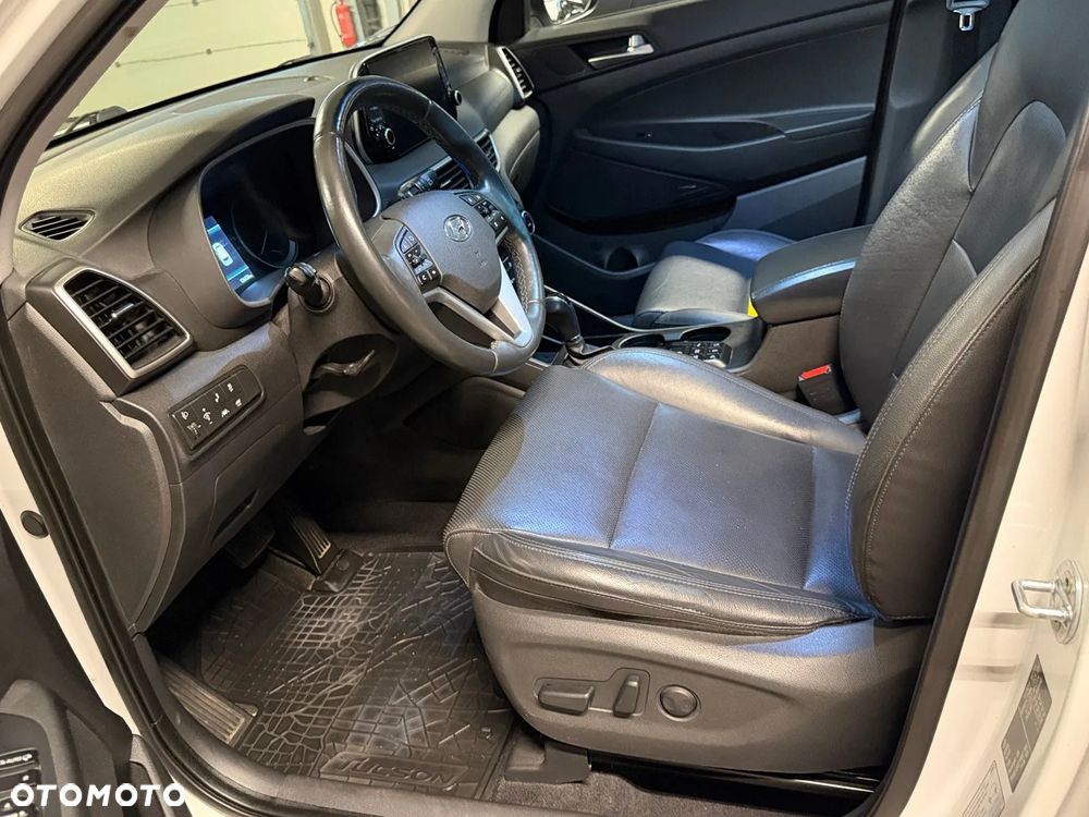 Hyundai Tucson - 11