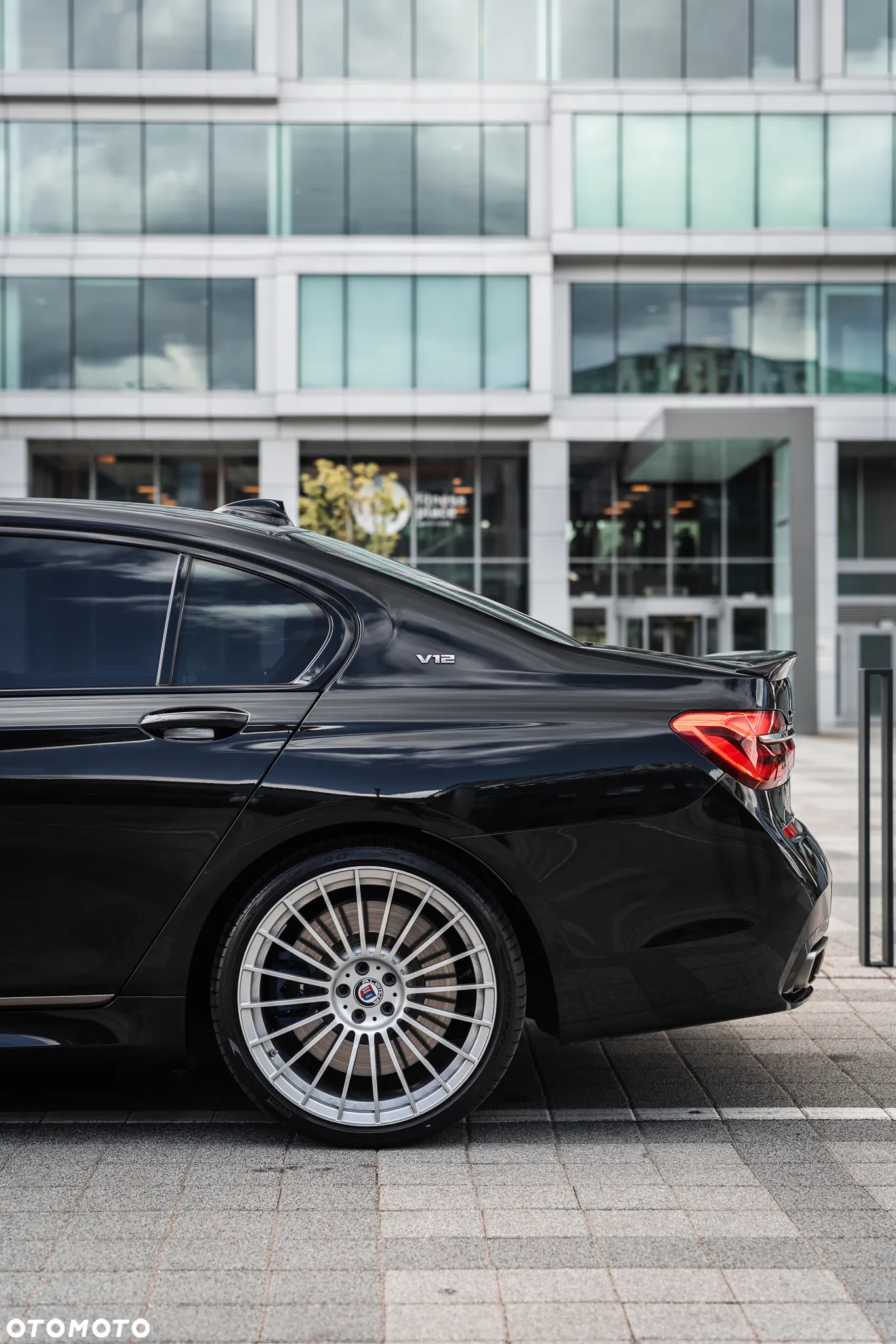 BMW Seria 7 M760Li xDrive - 7