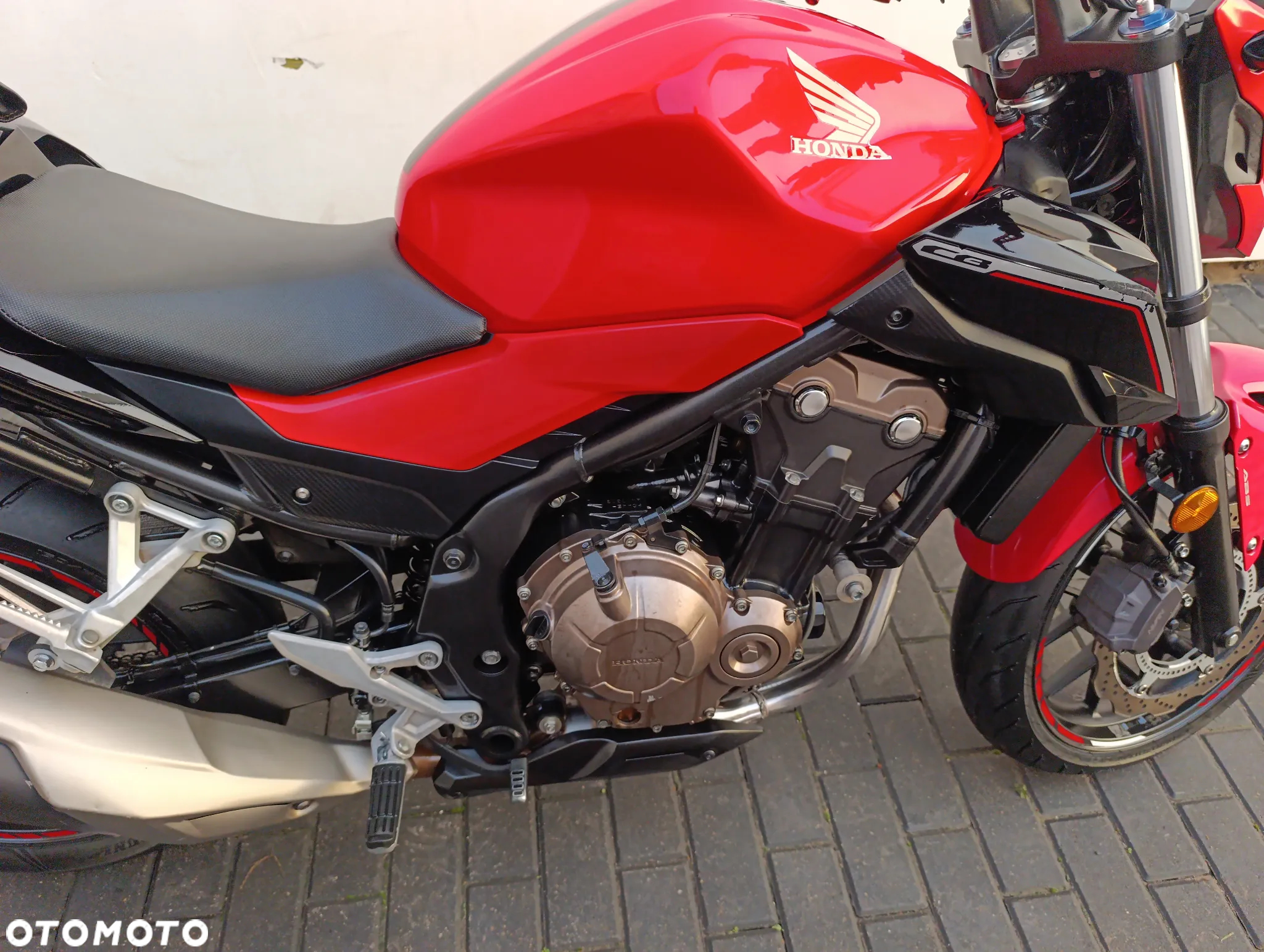 Honda CB - 23