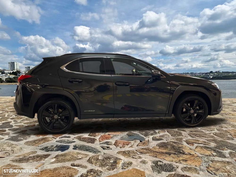 Lexus UX 250h Special Edition (LCA) - 33