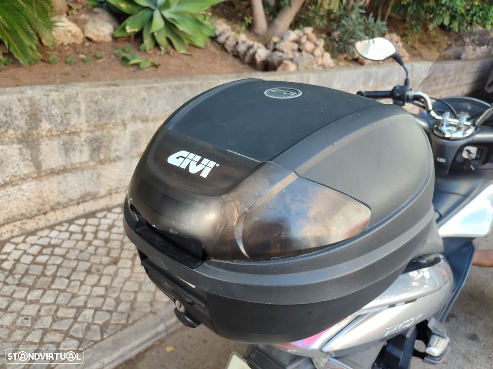 Honda PCX125 - 10