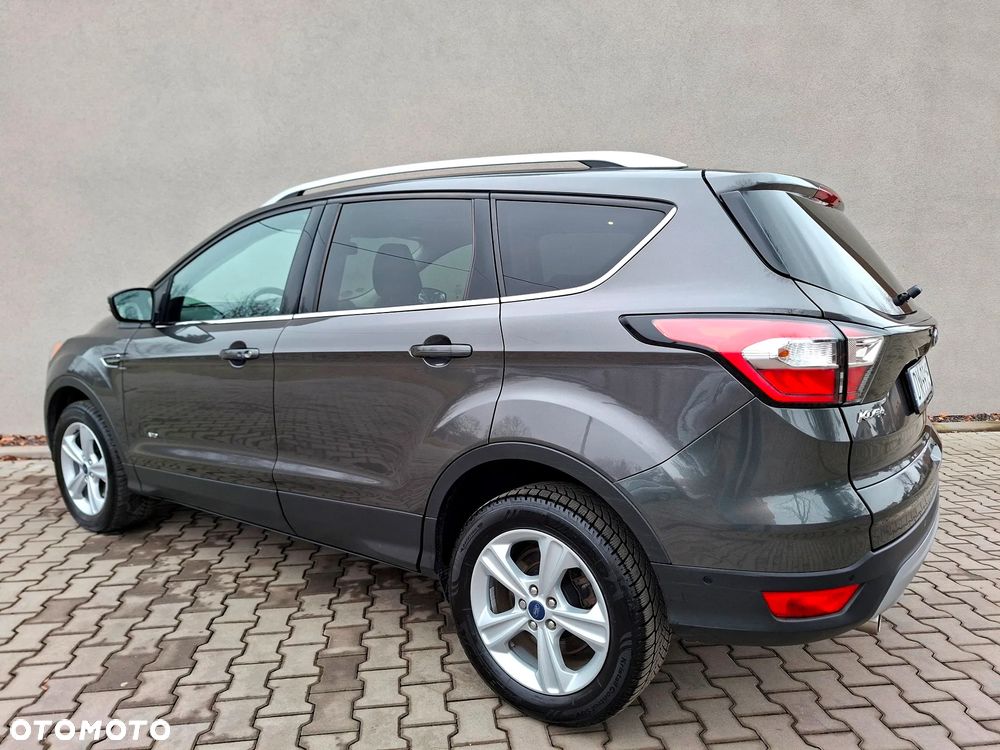 Ford Kuga 2.0 TDCi AWD Titanium - 4